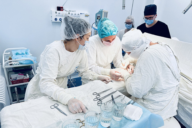 В кировском центре травматологии обновили операционную