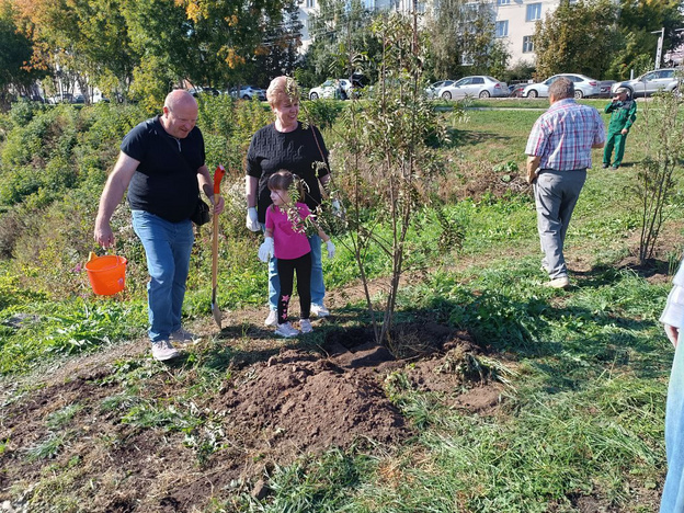 В Кирове появилась Аллея семейного бизнеса