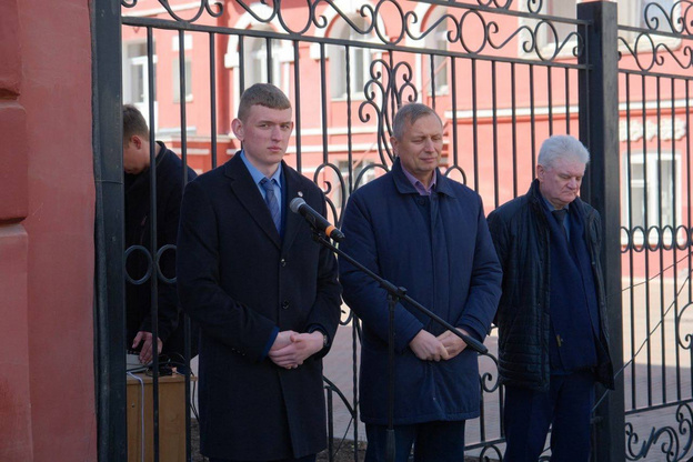 В Кирове открыли мемориальную доску с именем Николая Шаклеина