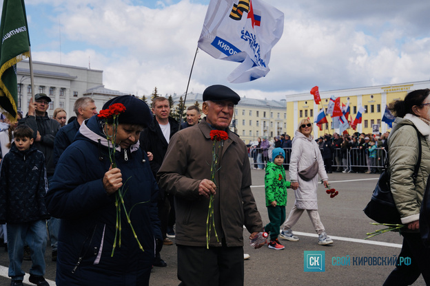 В Кирове прошёл торжественный парад в честь Дня Победы. Фото