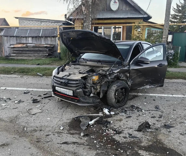 В Вятскополянском районе столкнулись ВАЗ и «Веста»
