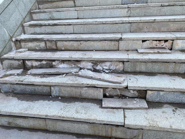 На набережной Грина отремонтируют лестницу, которая ведёт к Слободскому спуску