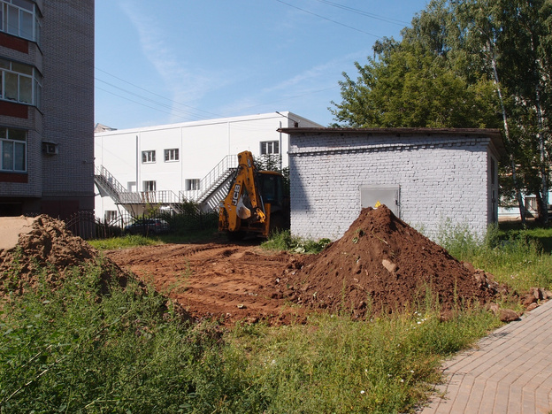 Кировчане заподозрили ТЦ в незаконном захвате земель и строительстве «лишнего» этажа