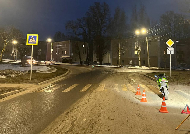 В Кирове на улице Свердлова пострадал водитель мотоцикла