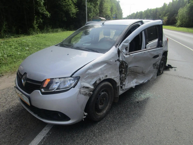 В Кировской области в тройном ДТП пострадали люди