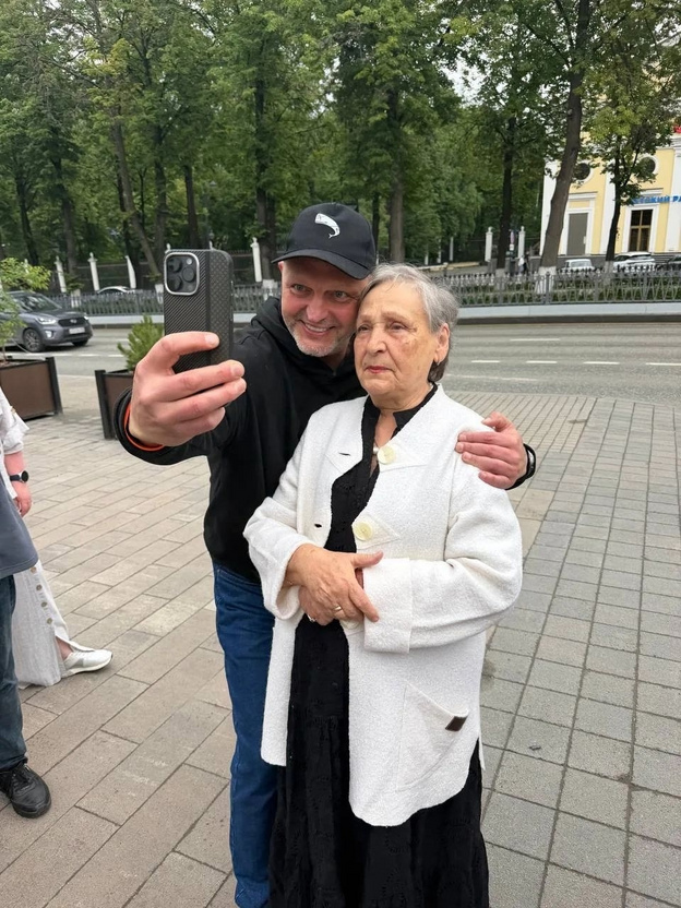 Никита Белых поздравил школьников с Днем знаний