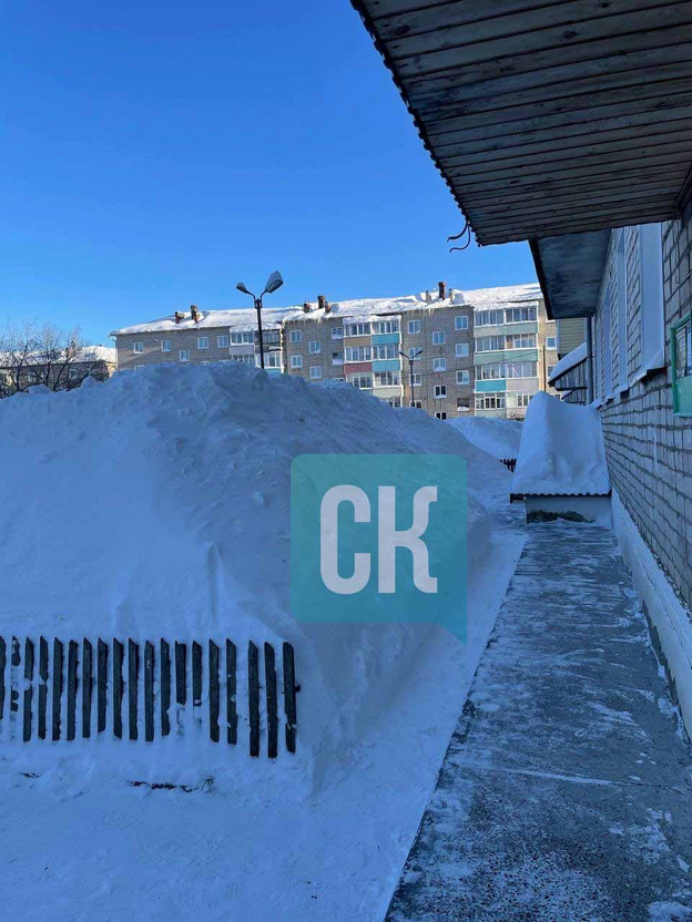 Знаменитые нолинские сугробы. Фоторепортаж из заснеженного города