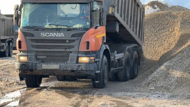 «Гордормостстрой» начал запасать щебень к дорожному сезону