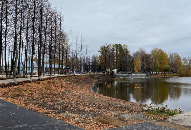 Центральную часть Белой Холуницы благоустроят до конца октября