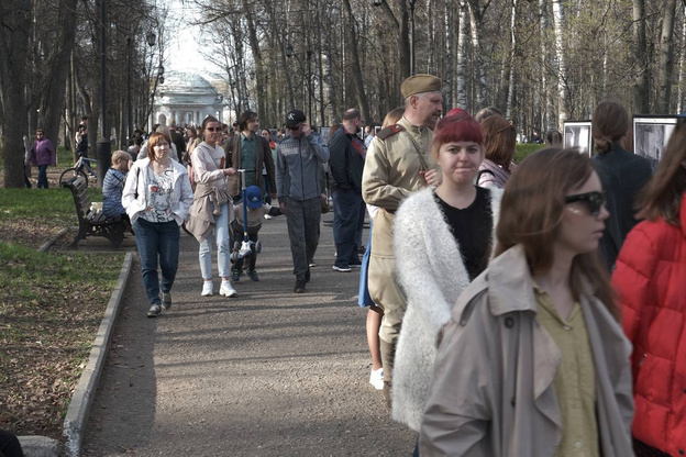 В Александровском саду в Кирове организовали выставку «Последние свидетели войны»