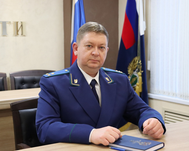 В трёх районах Кировской области назначили новых прокуроров