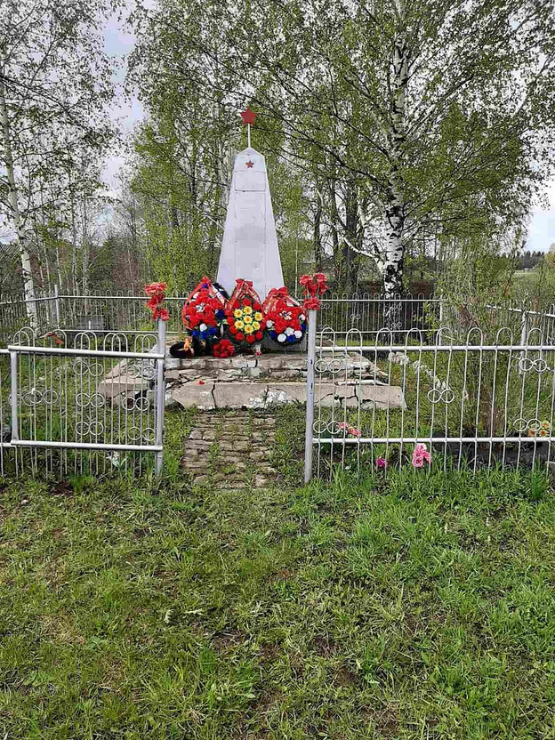 В Уржумском районе отреставрировали памятник погибшим в Великой Отечественной войне
