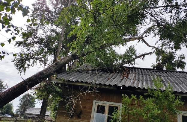 После урагана жители села в Подосиновском районе остались без медпункта