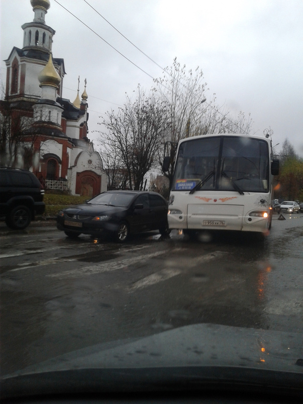 Из-за двух ДТП у парка Победы образовались километровые пробки