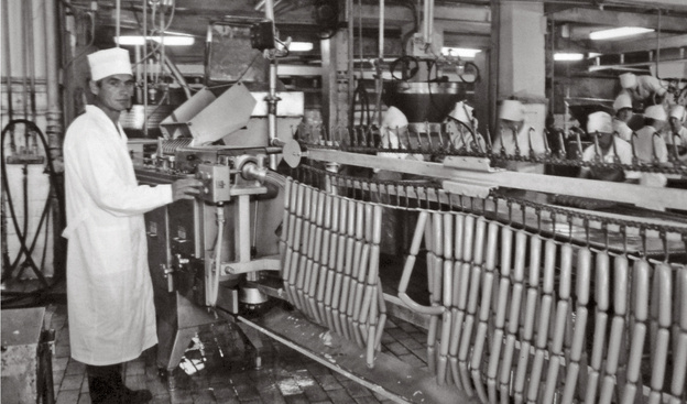 «Вкусная история» - вехи становления и развития «Кировского мясокомбината»