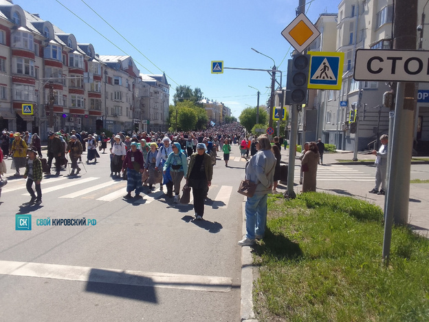 Из Кирова в Великорецкий крестный ход отправились более 30 тысяч человек