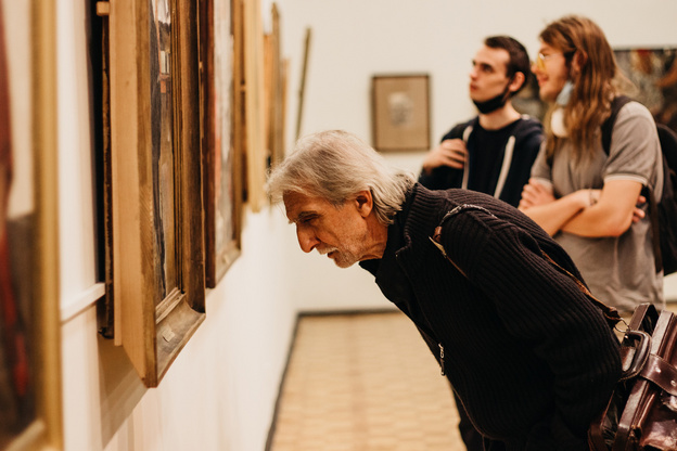 Незаурядный художник российского масштаба: в Вятском художественном музее открылась выставка Демидова и его учеников