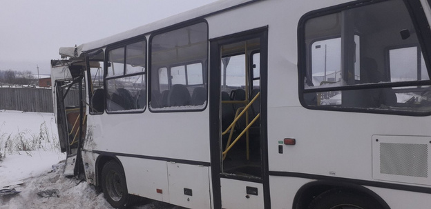 Подробности тройного ДТП в Котельничском районе: пострадала 46-летняя пассажирка автобуса