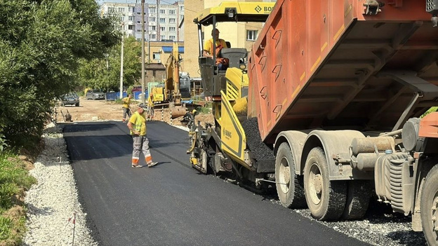 На улице Стахановской в Кирове выполнено 25% работ