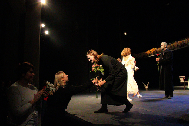 В «Театре на Спасской» состоялась премьера спектакля «Последние дни Базарова». Фоторепортаж