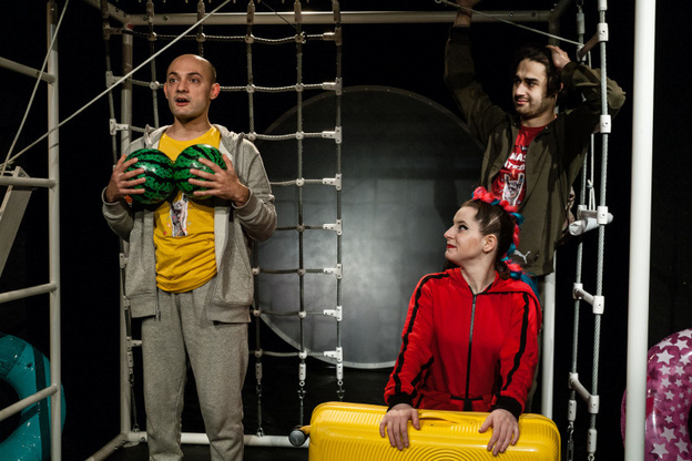 «Театр - это диалог с залом»: беседа с актёрами спектакля «Цацики и его семья»