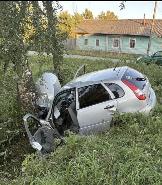 За выходные в 14 ДТП в Кировской области пострадали 19 человек