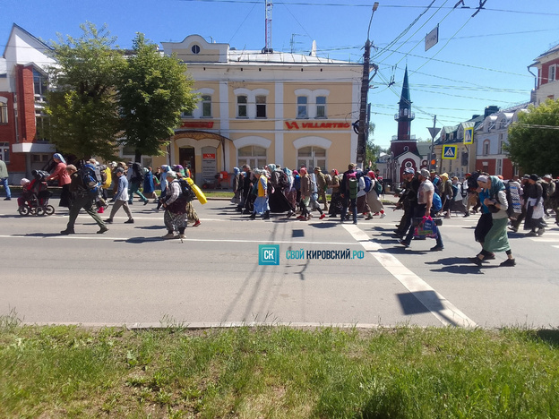 Из Кирова в Великорецкий крестный ход отправились более 30 тысяч человек