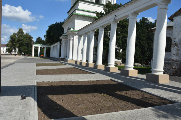 На Соборной площади в Слободском завершили работы по благоустройству