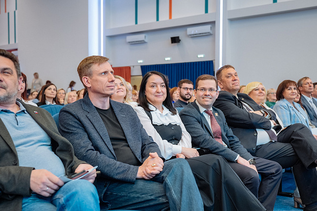 Борис Веснин и Светлана Шумайлова дали старт конкурсу среди учителей