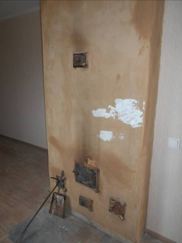 В Кировской области жильцов аварийных зданий переселили в дом, непригодный для жизни