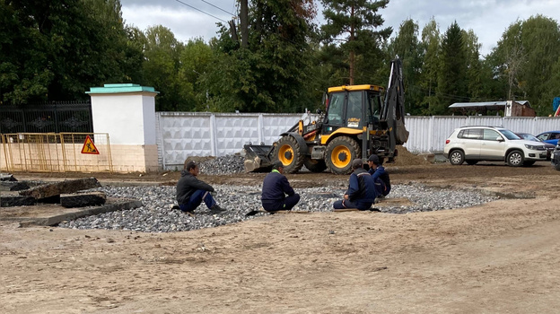 Из-за реконструкции теплосетей в 400 домах Кирова отопление появилось позднее графика