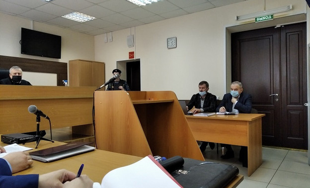 На суде по делу Быкова рассказали о звонках и переводе денег между подельниками экс-мэра