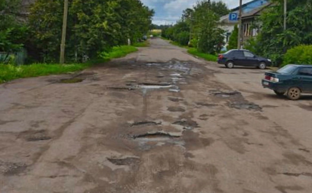 В Орлове по требованию прокуратуры отремонтировали дорогу на улице Степана Халтурина