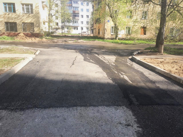 В Кирове отремонтировали 12 тротуаров во дворах