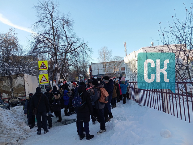 В Кирове эвакуировали школу