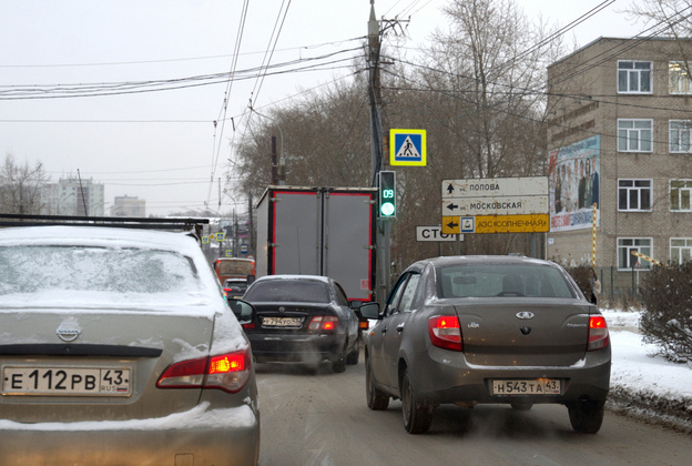 «Будем расширять зоны контроля»: Глава областной Госавтоинспекции рассказал об аварийности на дорогах Кировской области