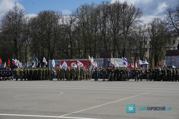 В Кирове прошёл торжественный парад в честь Дня Победы. Фото