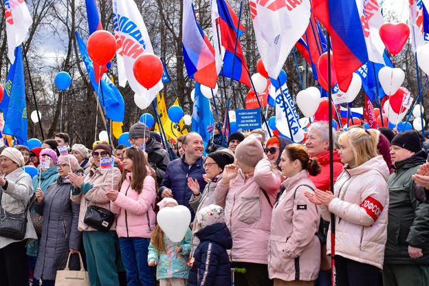 «Мир! Труд! Май!» Фоторепортаж с концерта, посвящённого Празднику Весны и Труда