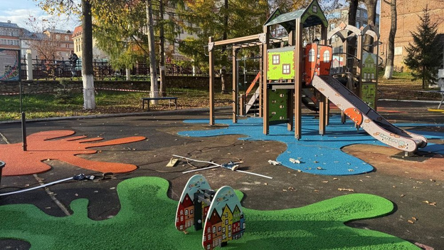 В парке «Аполло» реставрируют скульптуры жирафов