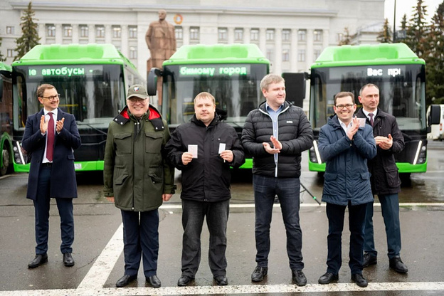 В Киров поступили 15 новых автобусов