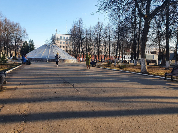 «Осенняя» ярмарка на Театральной площади будет работать до 22 часов