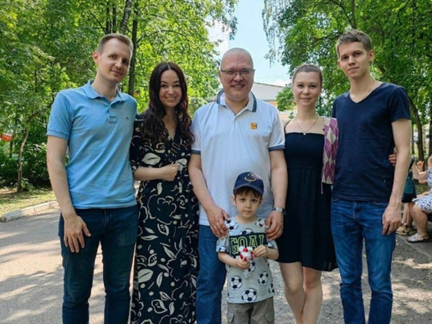 Младший сын Александра Соколова готовится пойти в кировский детский сад