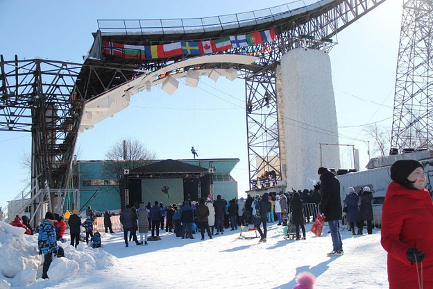 Кировчане стали чемпионами мира по ледолазанию