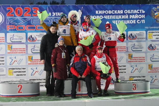 Александр Большунов выиграл спринт на этапе Кубка России по лыжным гонкам