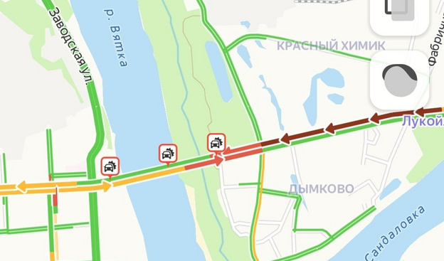 Три аварии на Старом мосту. Движение ограничено