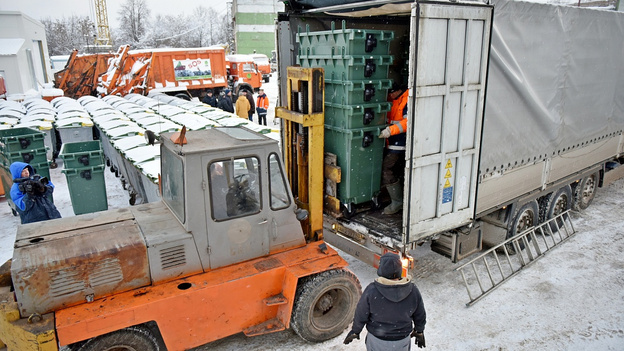 «Эстетичные» контейнеры после мусорной реформы поставят в Кирове, а оцинкованные отправят в районы