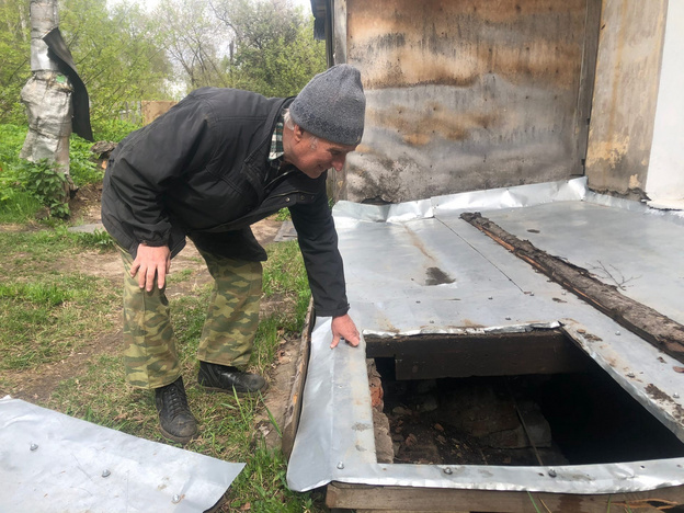 В Кирове управляющая компания отказывается откачивать воду из подвала аварийного дома