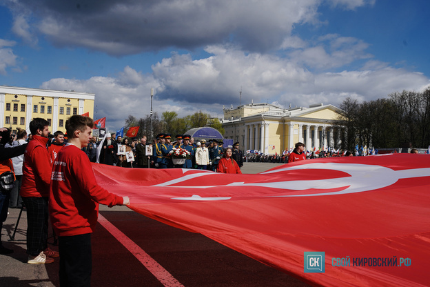 В Кирове прошёл торжественный парад в честь Дня Победы. Фото
