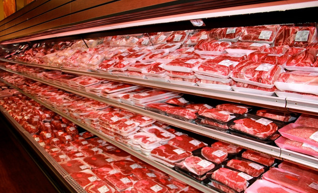 В магазине в Кирово-Чепецком районе продавали мясо сомнительного происхождения