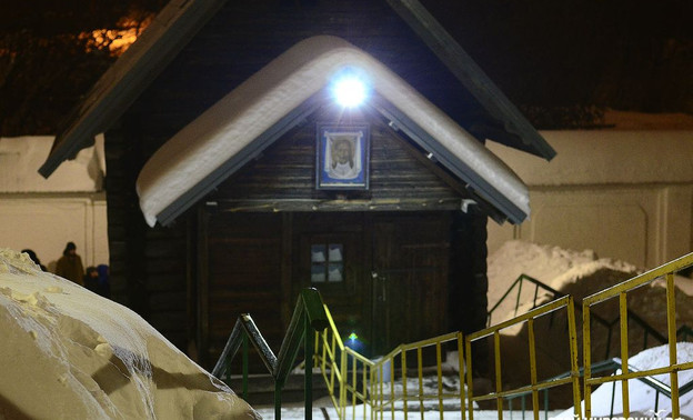 Кировчан просят внести пожертвования на ремонт купели Трифонова монастыря